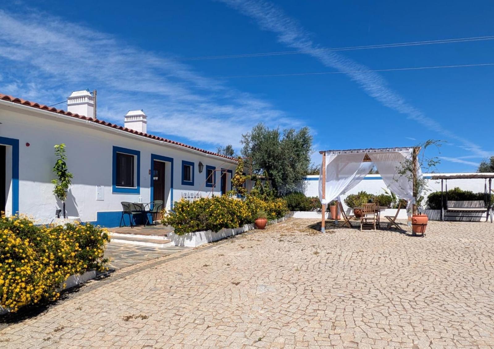 Monte Da Pechincha Bed & Breakfast Estremoz Exterior photo